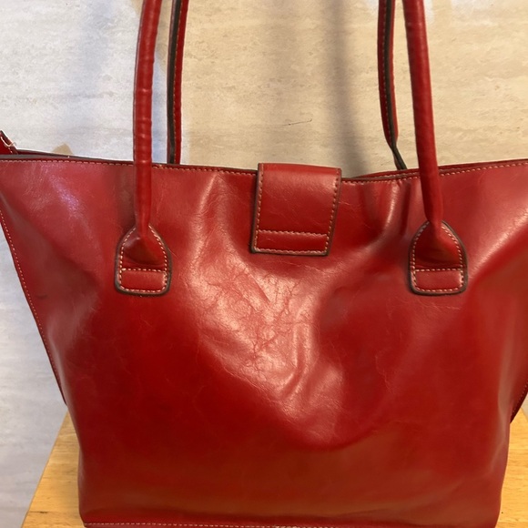"Emilie M." Chic Red Leather Tote Bag - Picture 4 of 15